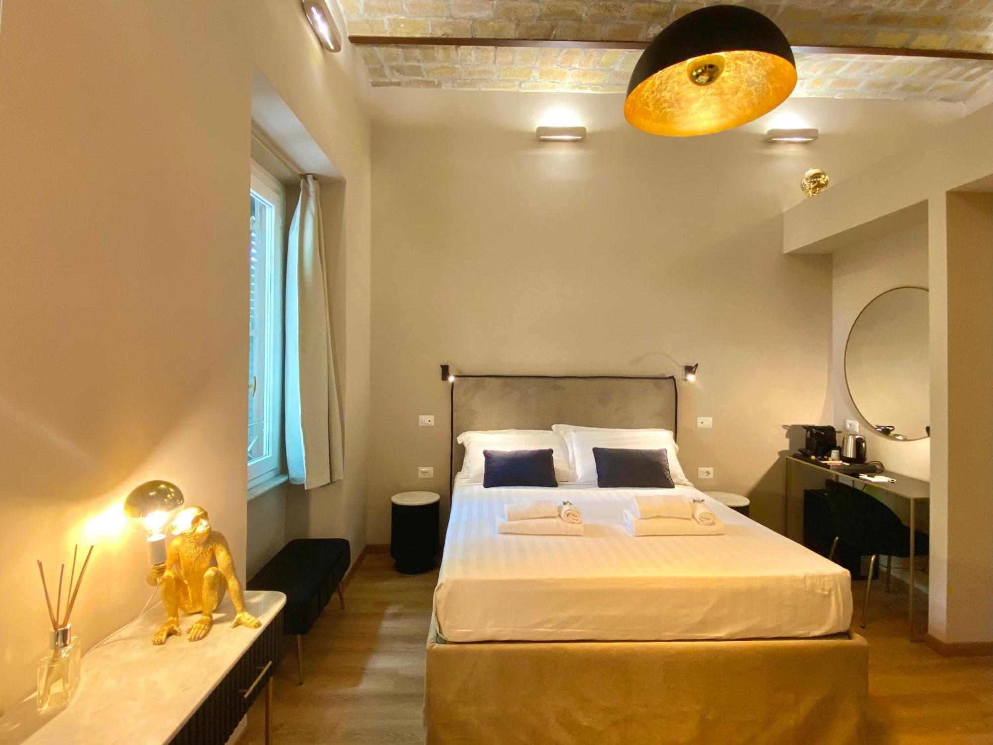 Queen Of Rome Luxury Rooms Luaran gambar