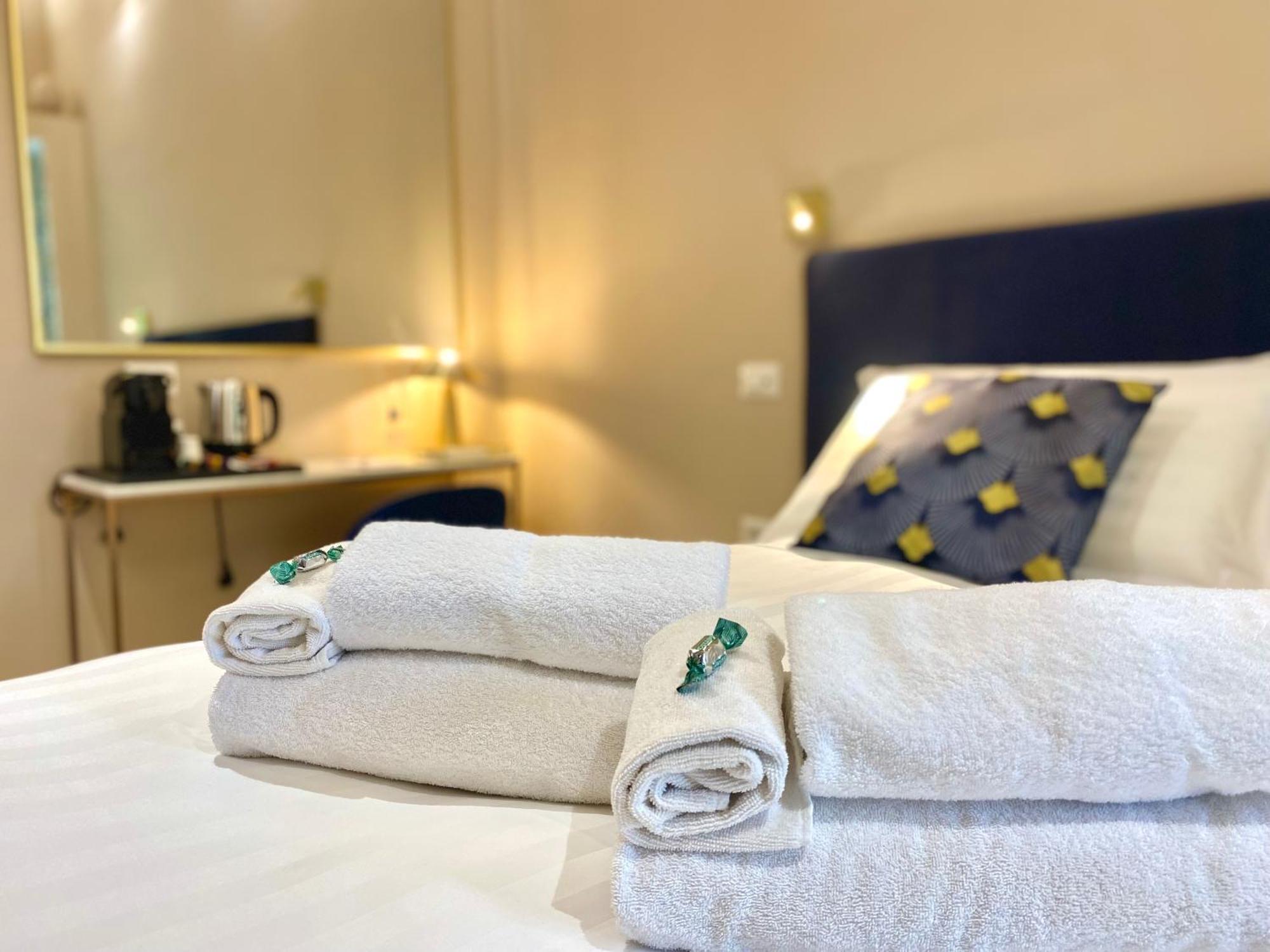 Queen Of Rome Luxury Rooms Luaran gambar