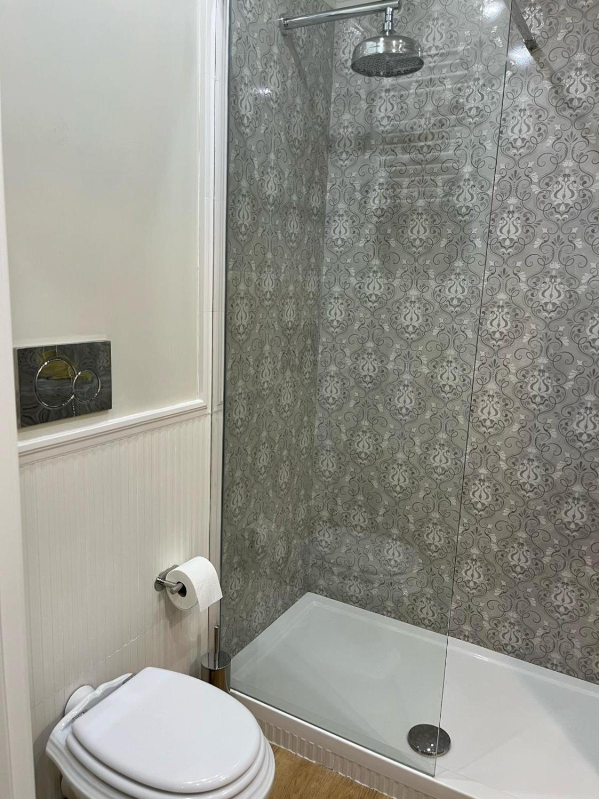 Queen Of Rome Luxury Rooms Luaran gambar