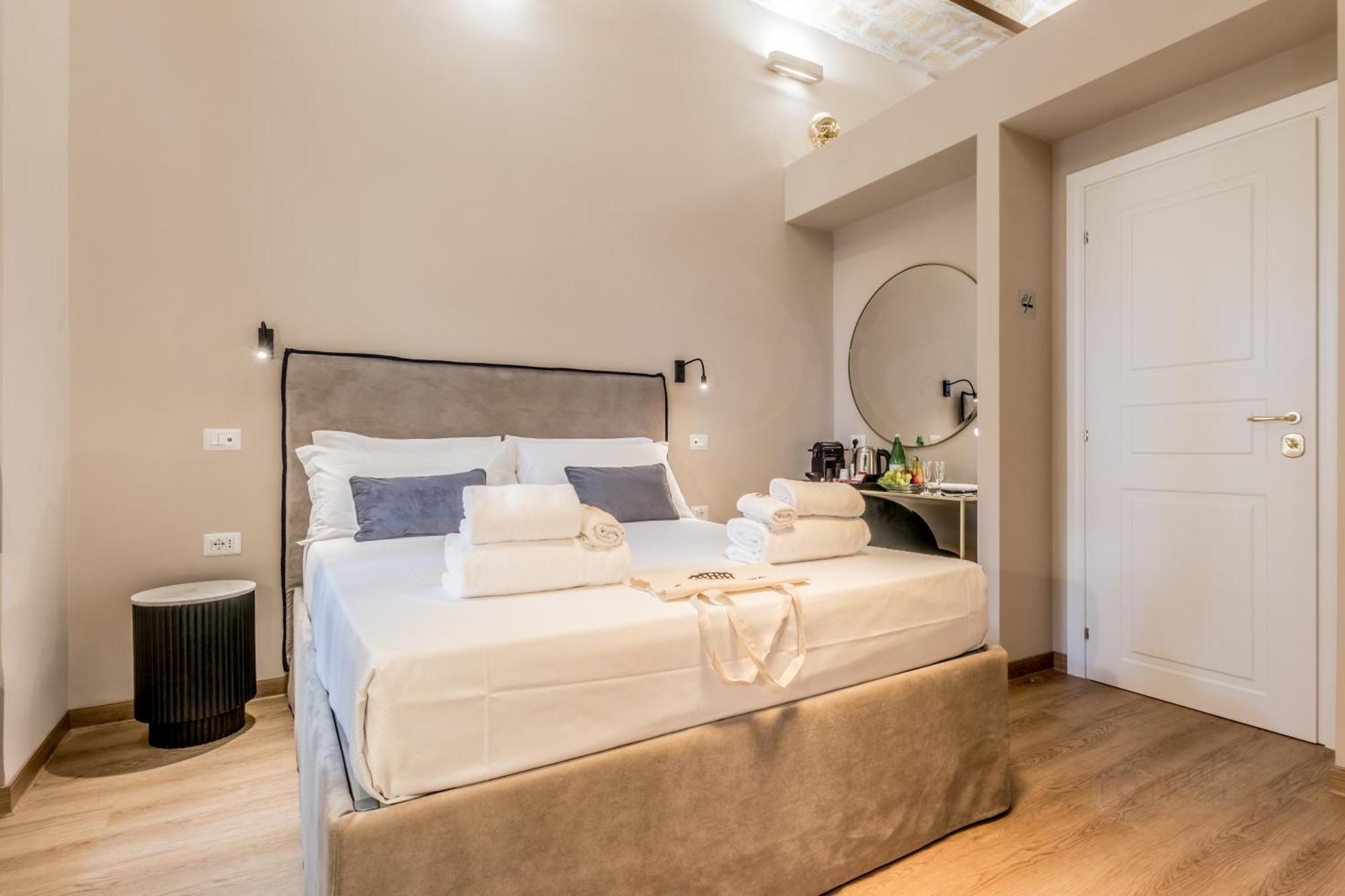 Queen Of Rome Luxury Rooms Luaran gambar