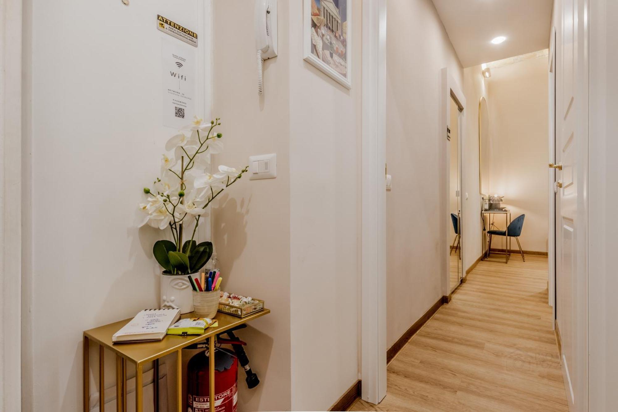 Queen Of Rome Luxury Rooms Luaran gambar